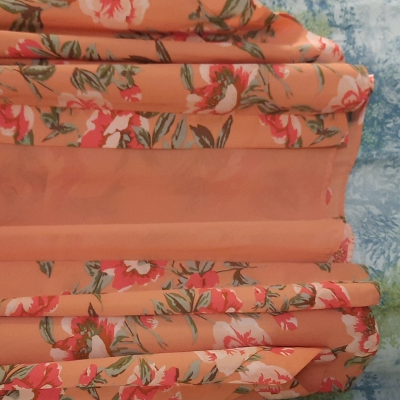 Fever brand flowy peach shirt with roses bell sleeves beautiful open front small - Picture 3 of 6